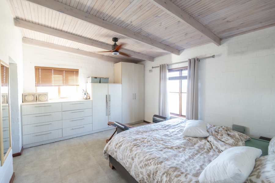 5 Bedroom Property for Sale in Trekoskraal Western Cape